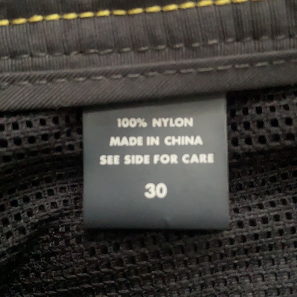 Eddie Bauer Men's Sport Belted Nylon Khaki Outdoor Cargo Shorts Size 30 Gray - Picture 7 of 8